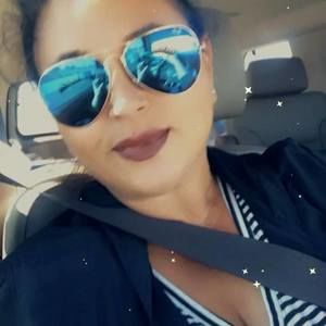 Meet your Posher, Bea